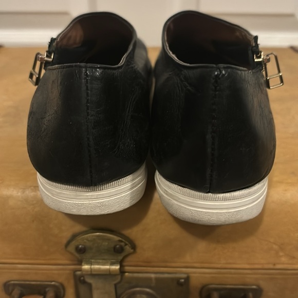 ALL BLACK ANTHROPOLOGIE LEATHER SIDE ZIP SHOE SIZE 9.5 - Picture 6 of 11